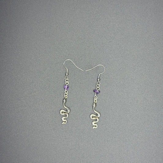 Boucles d’oreille serpent et améthyste