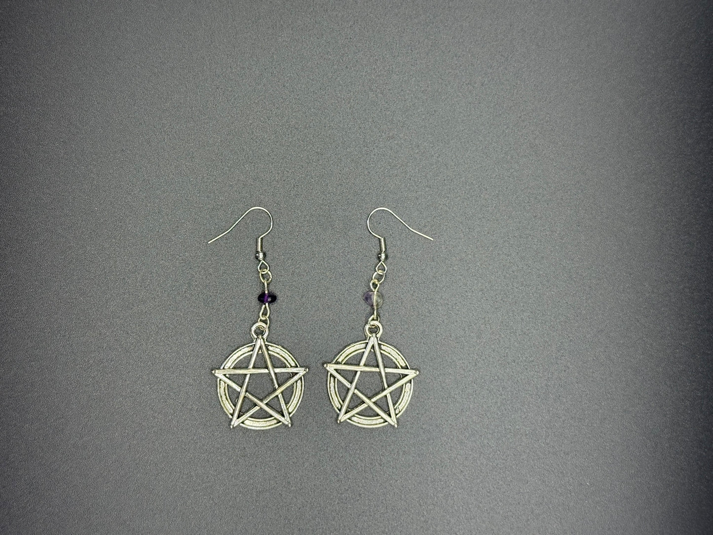 Boucles d’oreille pentagramme et améthyste